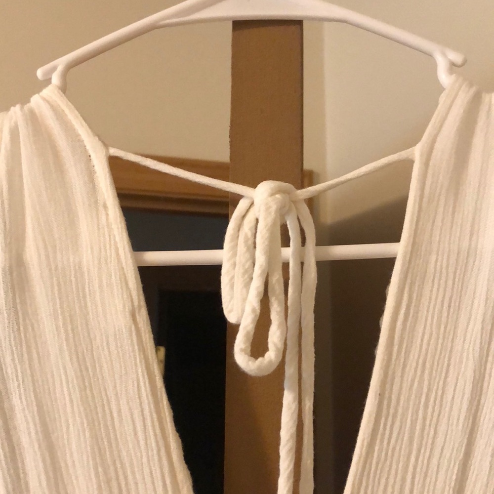 Little White Dress - Picture 5 of 5